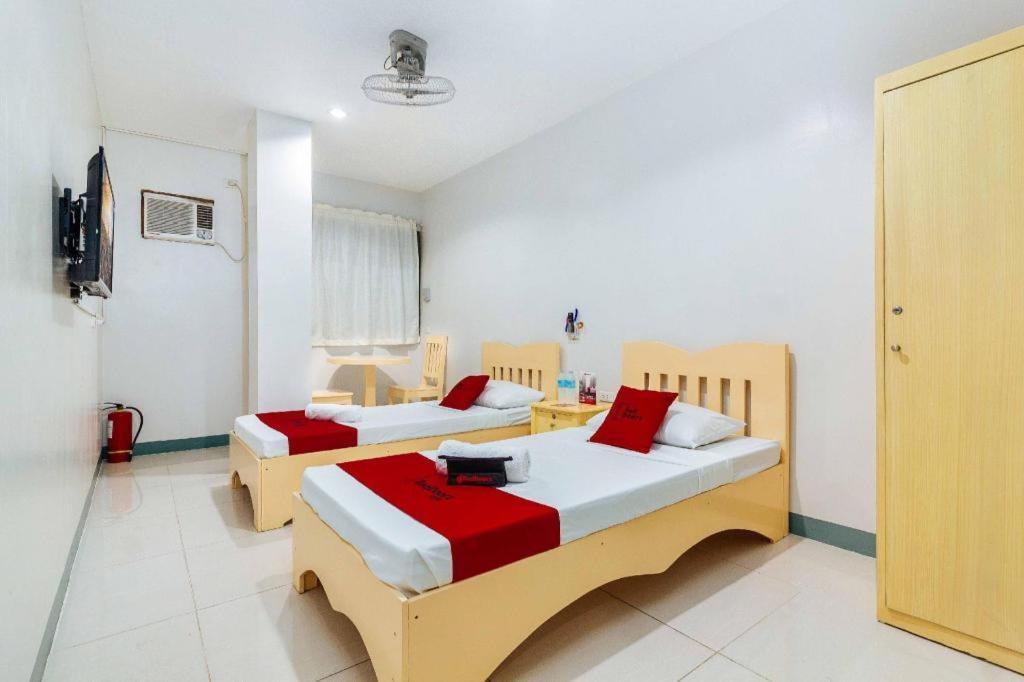 Hotel Reddoorz Near Cebu Metropolitan Cathedral Exterior foto